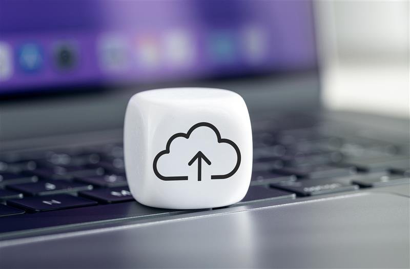 Compare Atlassian Cloud and Data Center